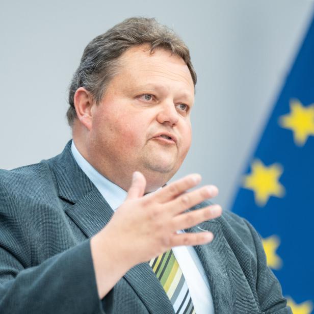 PK ZUM LANDESPARTEIVORSTAND ÖVP BURGENLAND MIT WAHL DES NEUEN OBMANNES: STROBL