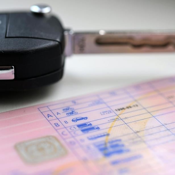 Scheckkartenführerschein / Führerschein.