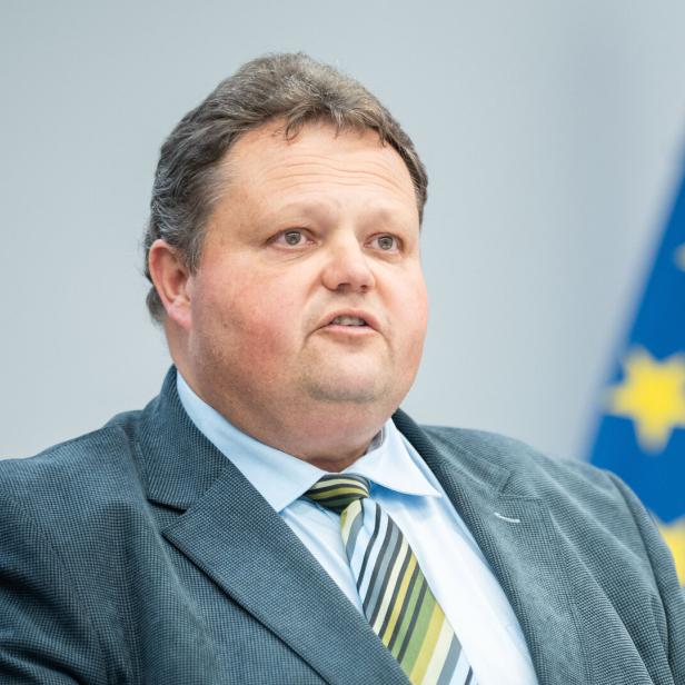 PK ZUM LANDESPARTEIVORSTAND ÖVP BURGENLAND MIT WAHL DES NEUEN OBMANNES: STROBL