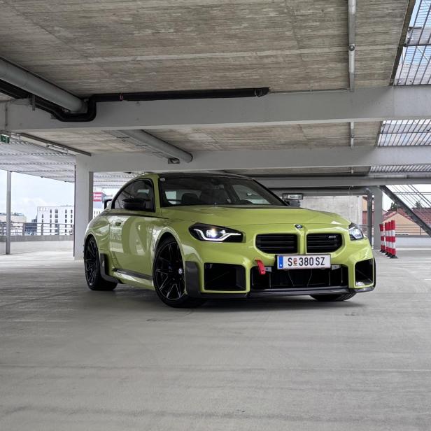 BMW M2 2025