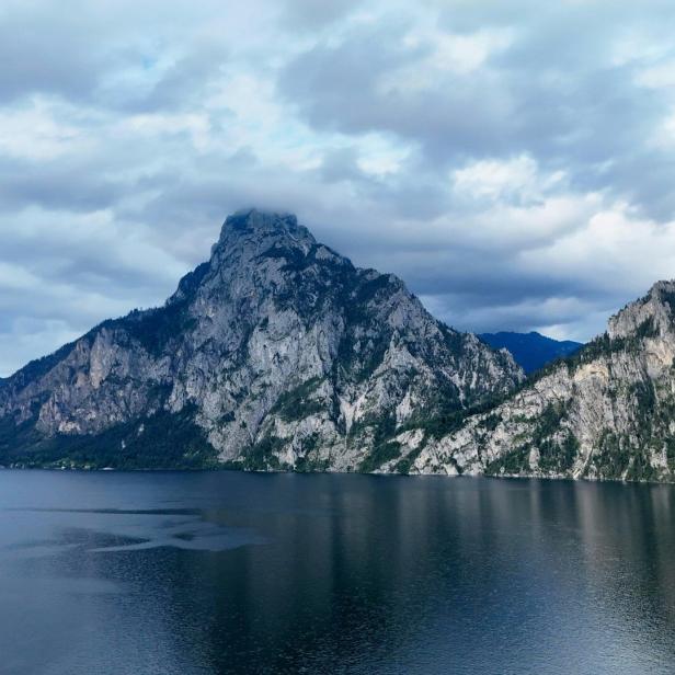 ++ THEMENBILD ++ TRAUNSEE / TRAUNSTEIN / SALZKAMMERGUT