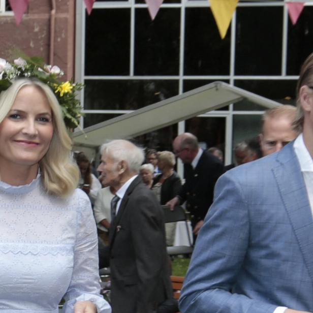 Die norwegische Kronprinzessin Mette-Marit und ihr Sohn Marius Borg Høiby.