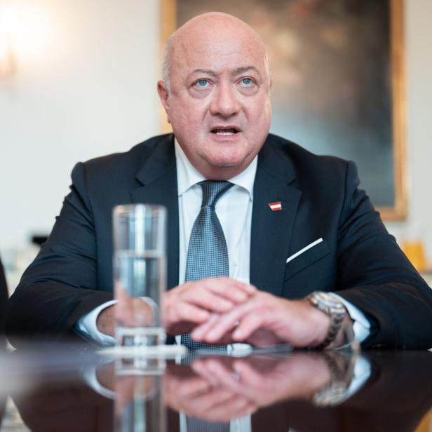 BUNDESKANZLER CHRISTIAN STOCKER ANTRITTSBESUCH IN PARIS