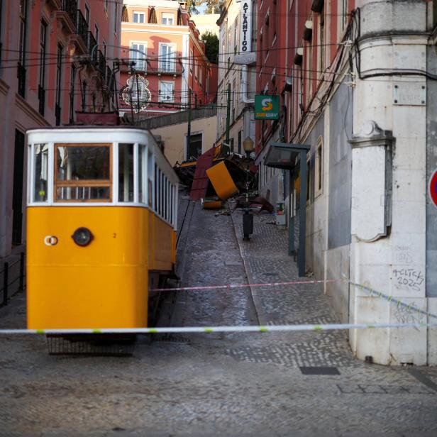 Standseilbahn in Lissabon nach Unglück 