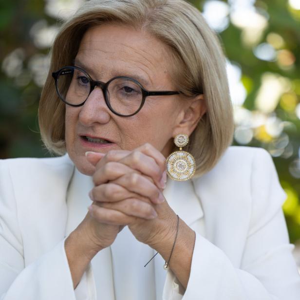 Johanna Mikl-Leitner, Interview