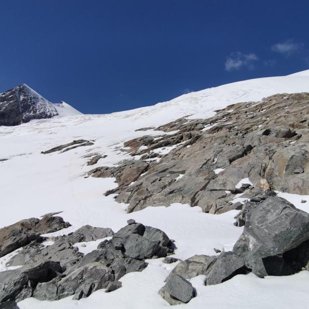 Blick auf den Schlatentalgletscher im Alpenverein.