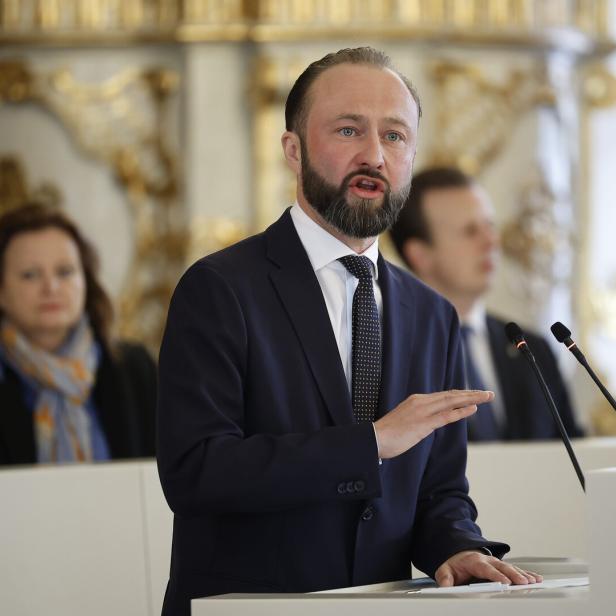 Max Lercher bei Rede im Landtag