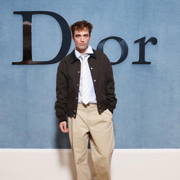 Robert Pattinson bei der Dior Homme Photocall während der Paris Fashion Week Frühjahr/Sommer 2026.