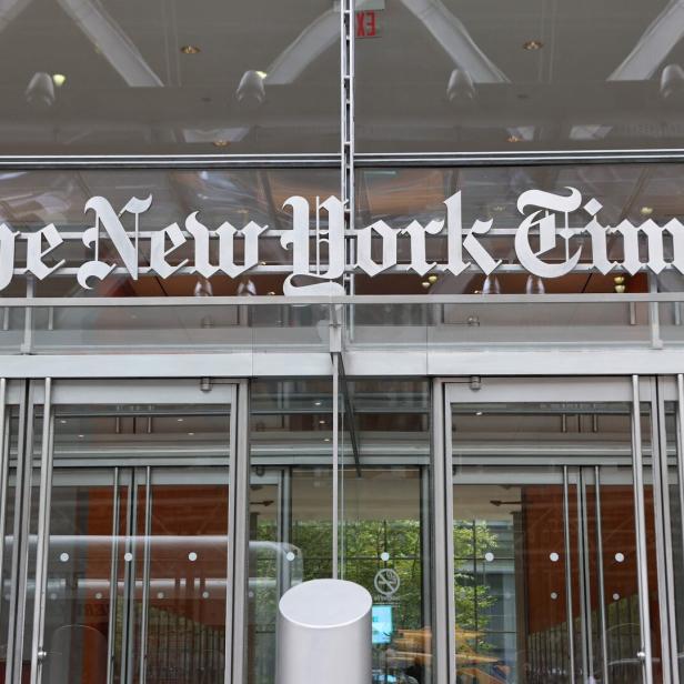 US-DONALD-TRUMP-FILES-$15-BILLION-LAWSUIT-AGAINST-THE-NEW-YORK-T