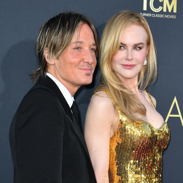 Nicole Kidman und Keith Urban posieren auf einer Veranstaltung auf dem roten Teppich.