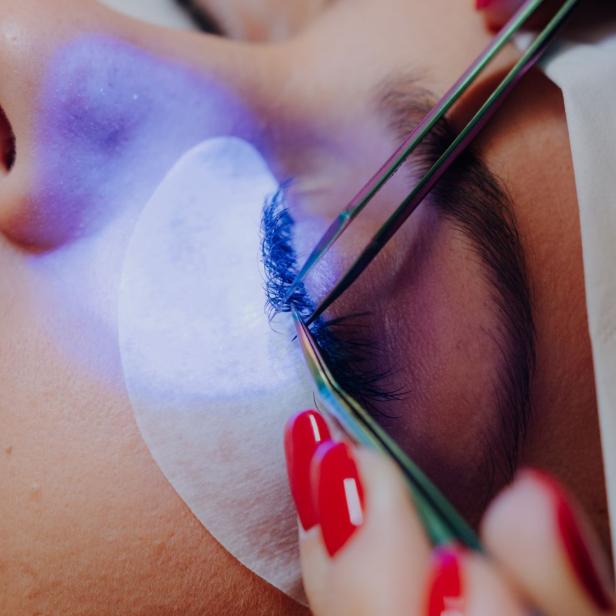 BB Beauty in Klagenfurt kombiniert Korean Lashes, LED-Lifting, spezialisierte Pflege und UV-Gel-Nagelmodellagen zu einem ganzheitlichen Premium-Beauty-Erlebnis.