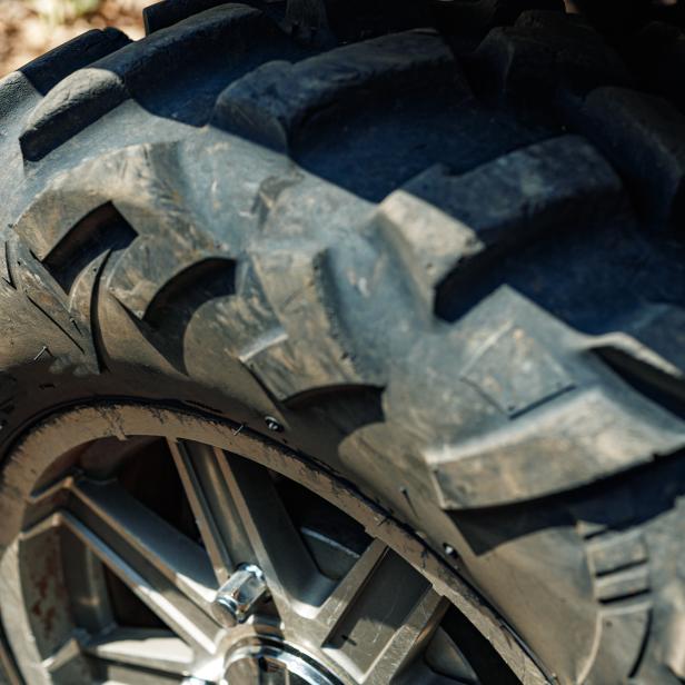 Evocars Riegler in Kemeten bietet hochwertige Traktorreifen, Offroad-Reifen sowie umfassenden Service und nachhaltige Altreifen-Entsorgung.