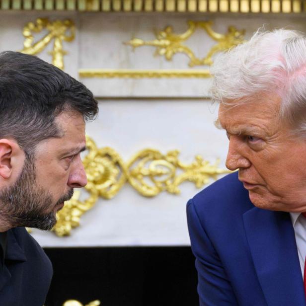 Selenskij und Trump reden miteinander