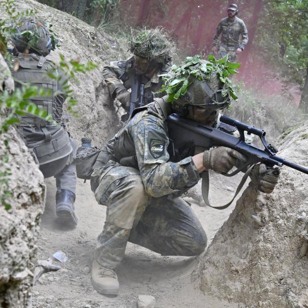 ++ THEMENBILD ++ BUNDESHEER: CONSTRUCTOR 2025 - AUSBILDUNGSÜBUNG "KAMPF IM STELLUNGSSYSTEM"