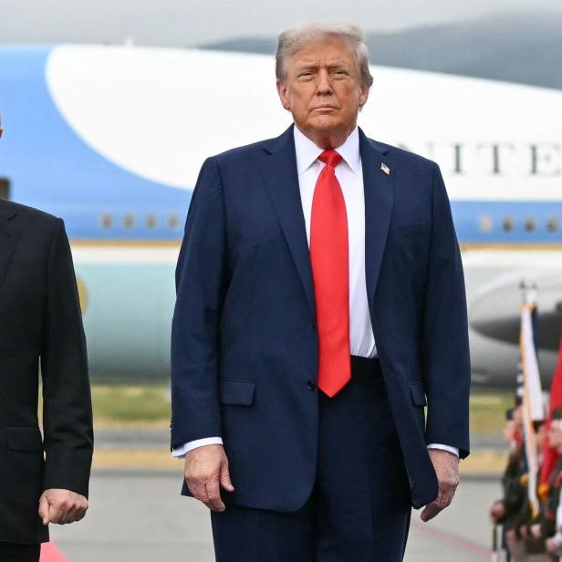 FILES-US-RUSSIA-UKRAINE-CONFLICT-TRUMP-PUTIN