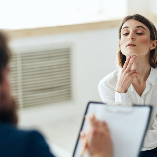 male doctor psychologist professional diagnosis of patient communication