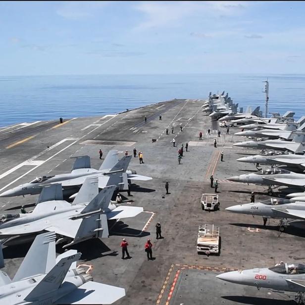 US-NAVY-IRAN-ISRAEL-CONFLICT-NIMITZ