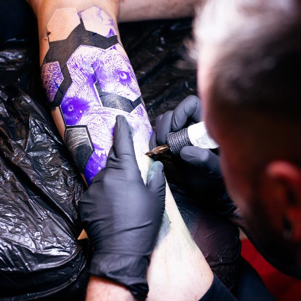 Thomas Kellinger und sein Tattoostudio Thomas K. Tattoo Galerie steht für innovative fotorealistische Tattoos in Linz auf höchstem Niveau.