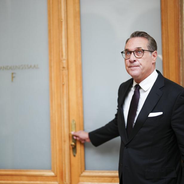 ++ ARCHIVBILD ++ STRACHE WIEDER ANGEKLAGT - VORWURF DER UNTREUE