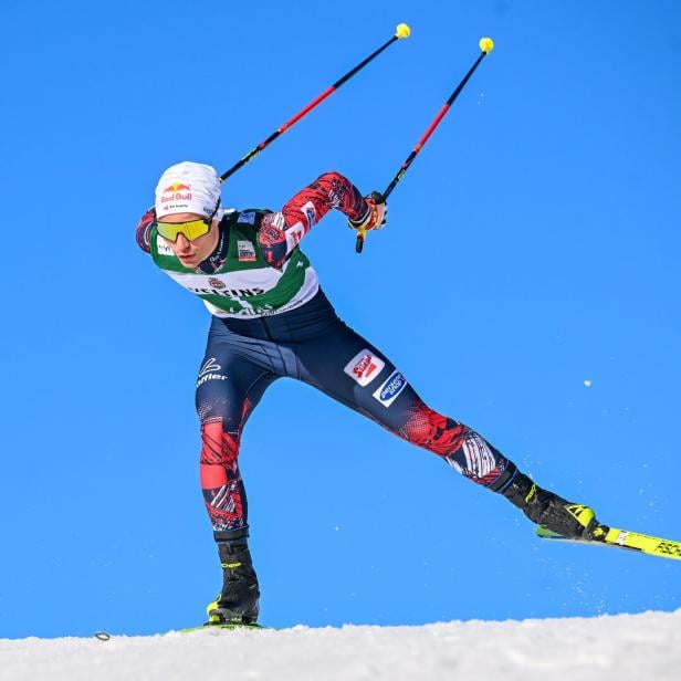 Johannes Lamparter taucht beim Langlauf ordentlich an.