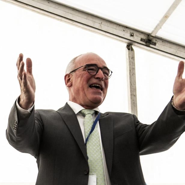 BRITAIN-SCOTLAND-HEALTH-VIRUS-VACCINE-POLITICS