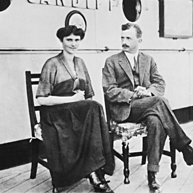 Kaiser Karl I. und Kaiserin Zita 1921 auf dem Kreuzfahrtschiff "Cardiff"