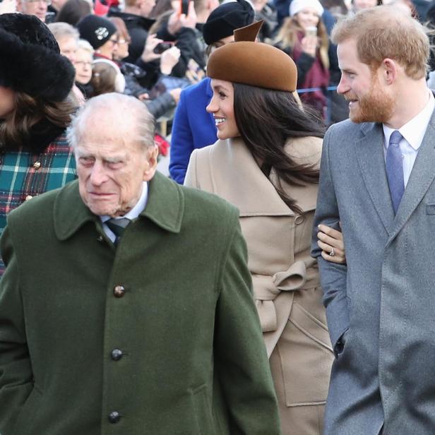 Prinz Harry und Herzogin Meghan bei einem Spaziergang mit der Royal Family.