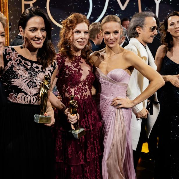 Power Frauen: ROMY-Gewinnerin Lisa Gadenstätter und Teresa Vogl mit Moderatorin Mirjam Weichselbraun 