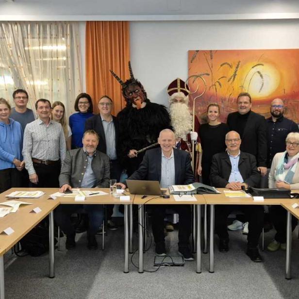 Gemeinderat Mank mit Krampus