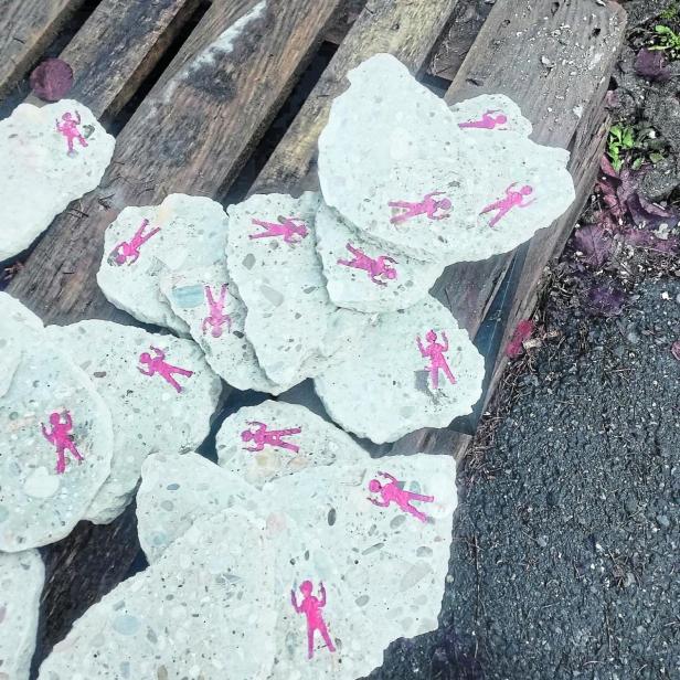 Topfuntersetzer vom Schutt der Baustelle Kaufhaus Lamarr