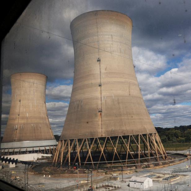 FILE PHOTO: Cooling towers are seen at Constellation Energy's Three Mile Island Nuclear power plant