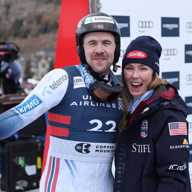 Aleksander Aamodt Kilde und Mikaela Shiffrin posieren für den Fotografen.