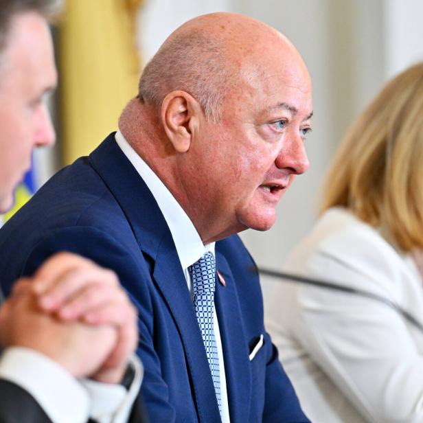 MINISTERRAT: PRESSEFOYER - BABLER/STOCKER/MEINL-REISINGER