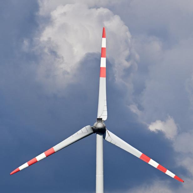 ++ THEMENBILD ++ WINDRAD / WINDPARK / WINDENERGIE / WINDKRAFT / ENERGIE / STROM / ÖKOSTROM