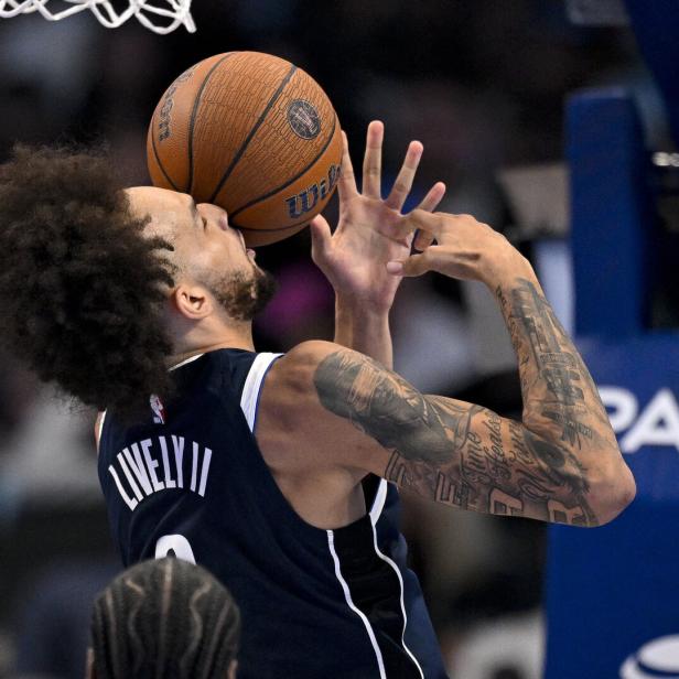 NBA: Los Angeles Clippers at Dallas Mavericks