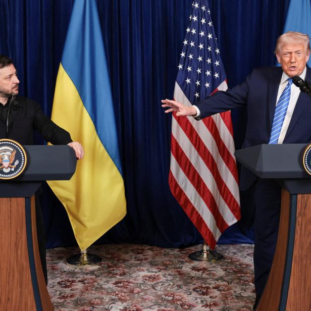 US-Präsident Trump mit dem ukrainischen Staatschef Selenskij bei einer Pressekonferenz