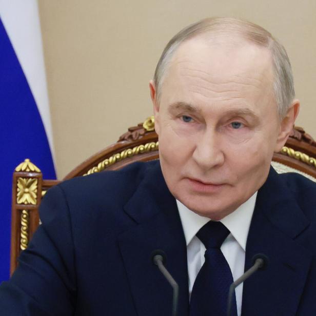 President Putin chairs meeting to discuss Russia's 'special military operation' in Ukraine