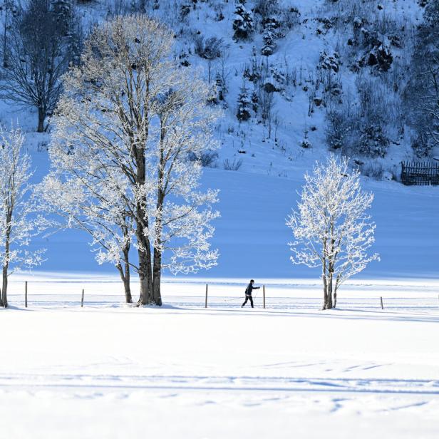 ++ THEMENBILD ++ "WINTER / WINTERSPORT / FREIZEIT / TOURISMUS"