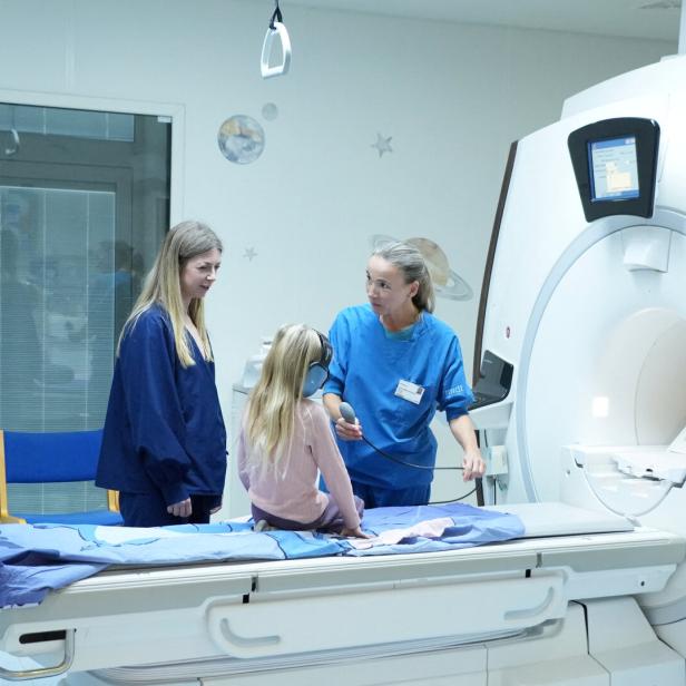 Aarhus University Hospital uses miniature model MRI LEGO sets as part of their Children Centered Care project