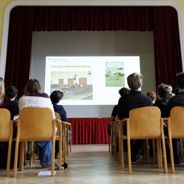 Bundesheer-Offizier Horst Dauerböck im Goethegymnasium