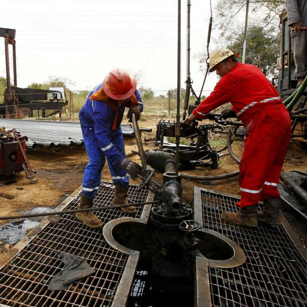 In Venezuela liegen die weltgrößten Erdölvorräte im Boden.