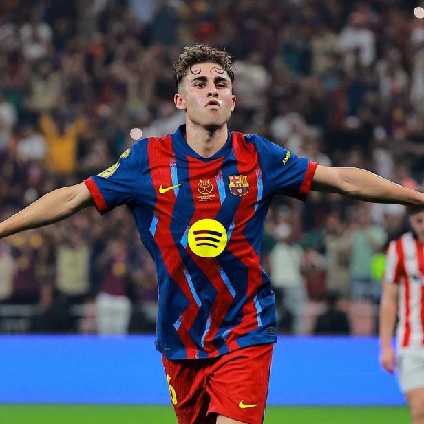 Barcelonas Fermin Lopez jubelte