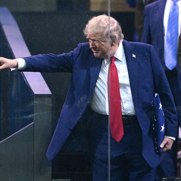 TOPSHOT-US-MILITARY-ARMY-ANNIVERSARY-PARADE