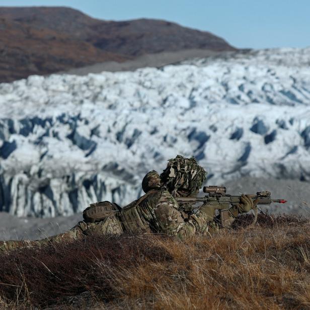 Military drills in Greenland