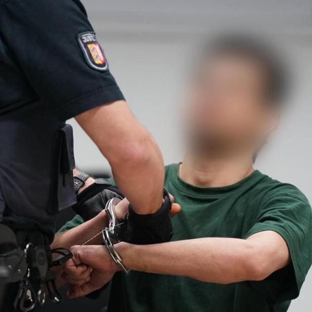 Festnahme durch Polizei 