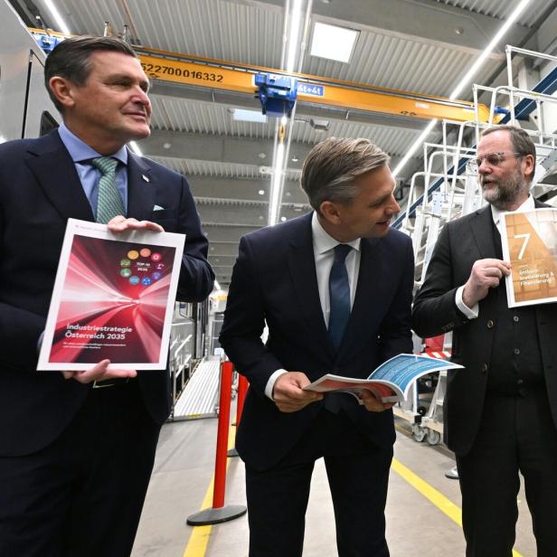 PK DES WIRTSCHAFTSMINISTERIUMS "INDUSTRIESTRATEGIE ÖSTERREICH 2035": HANKE / HATTMANNSDORFER / SCHELLHORN