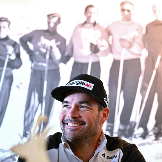 Vincent Kriechmayr vor den Legenden der Streif