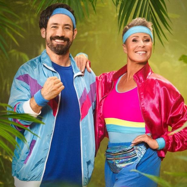 Jan Köppen und Sonja Zietlow in Dschungelkulisse