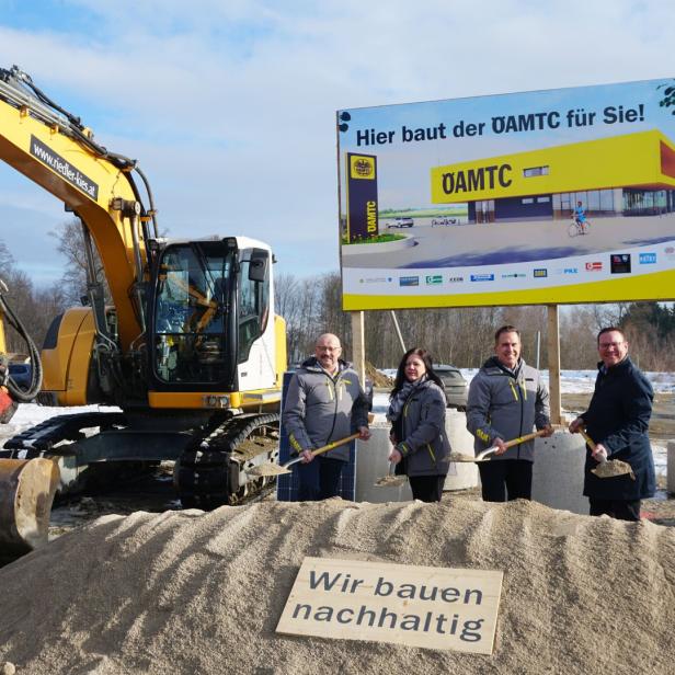 Spatenstich ÖAMTC