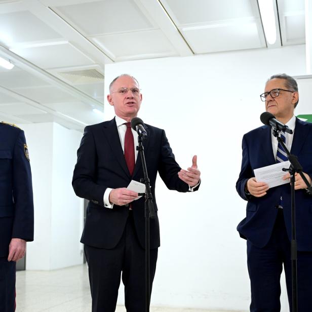 NEUES GRENZTERMINAL AM FLUGHAFEN WIEN?: RUF / KARNER / OFNER